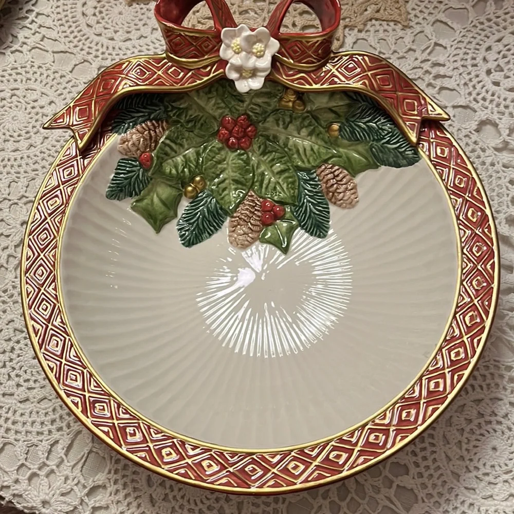 HP 🎉 Fitz and Floyd Christmas Rose bowl NWT